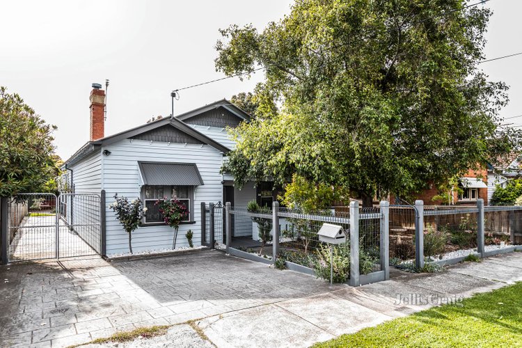 242 Victoria Road Northcote 3070