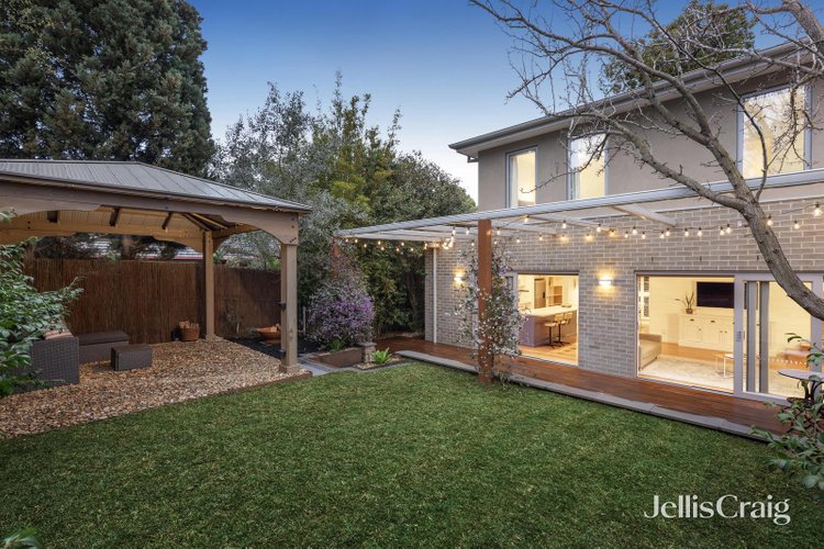 2 44 Brunswick Road Mitcham 3132