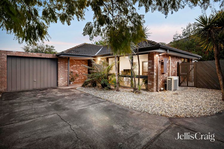 2 45 Albenca Street Mentone 3194