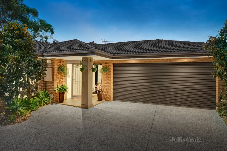 2/45 Latham Street Bentleigh East 3165