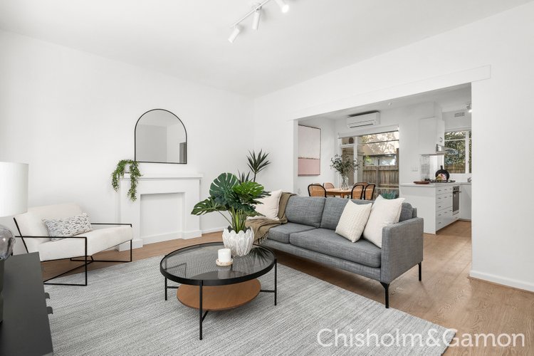 2 45 Spray Street Elwood 3184