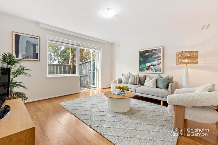 2 457 St Kilda Street Elwood 3184