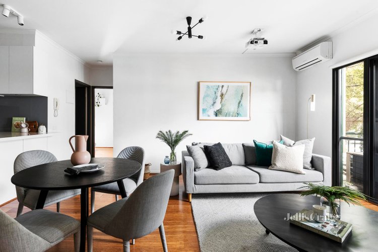 2 461 Lygon Street Carlton 3053