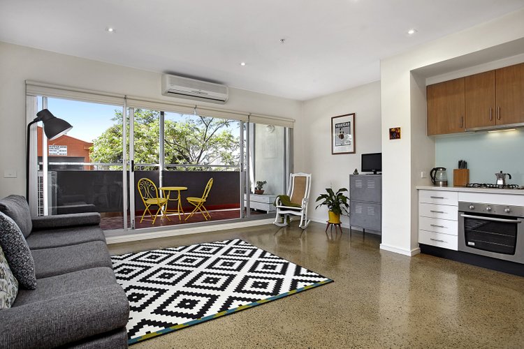 2/465 Macaulay Road Kensington 3031