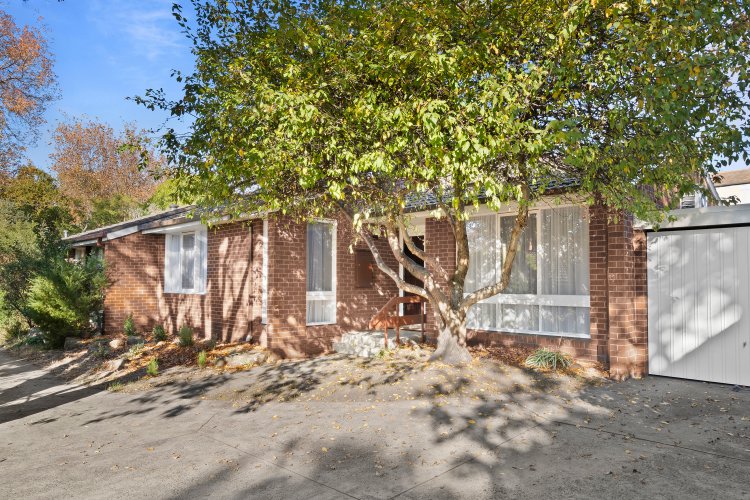 2/47 Wattle Valley Road Canterbury 3126