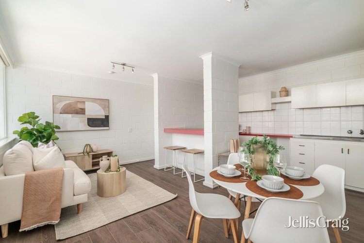 24 72 Patterson Street Middle Park 3206