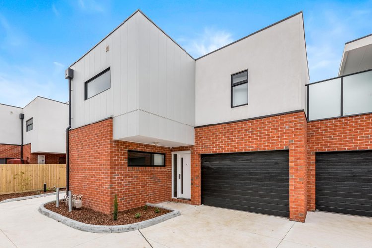 24 85 Chapman Avenue Glenroy 3046