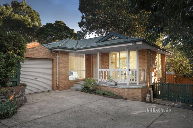 2 49 Leach Street Briar Hill 3088