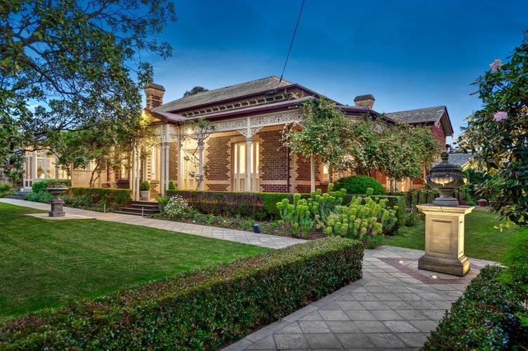 25 Alma Road Camberwell 3124
