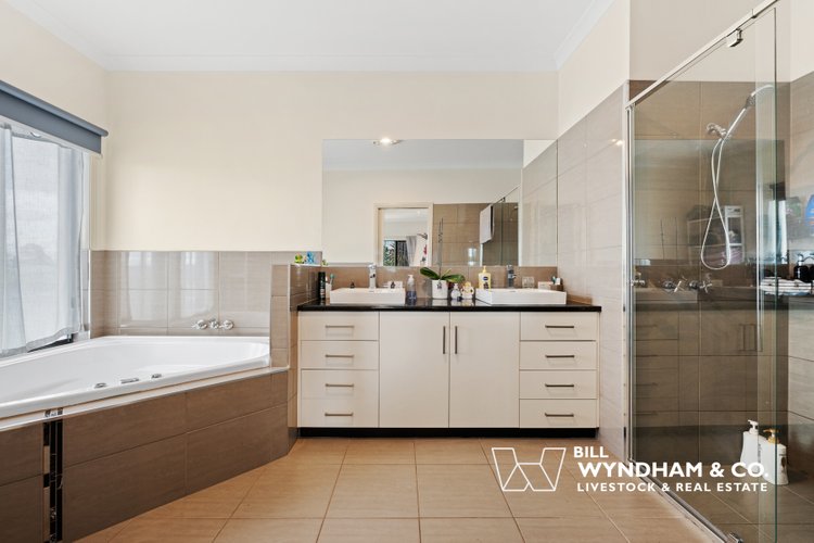 25 Ballantine Street, Bairnsdale