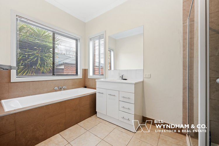 25 Ballantine Street, Bairnsdale