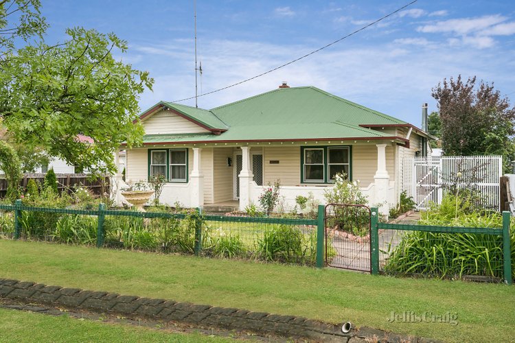 25 Bowen Street Kyneton 3444