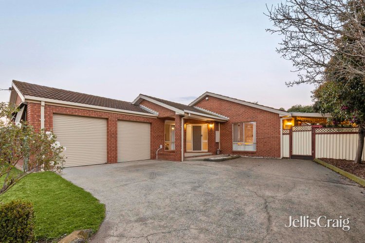 25 Burleigh Drive Grovedale 3216