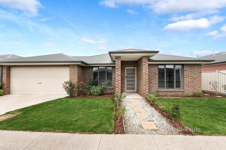 25 Chifley Drive Delacombe 3356