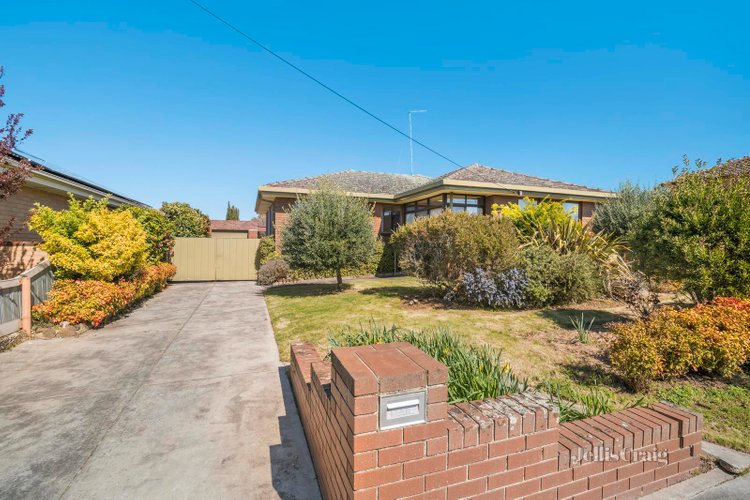 25 College Street Wendouree 3355