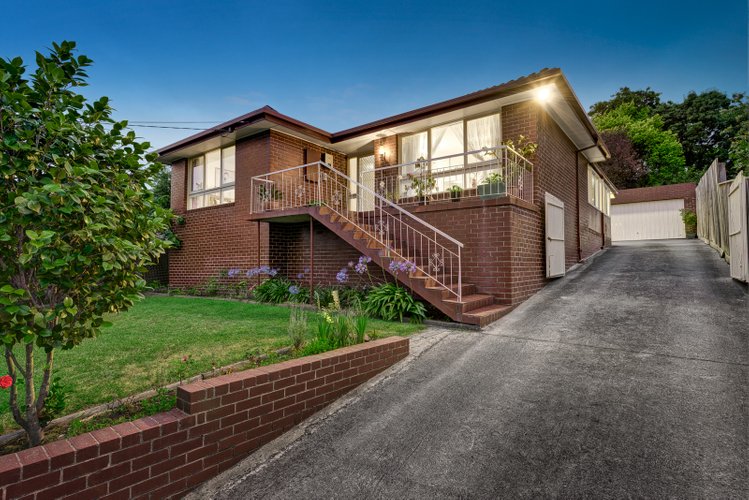 25 Cypress Avenue Burwood 3125
