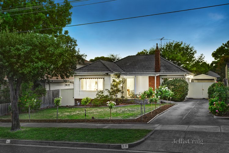 25 Donald Street Mount Waverley 3149