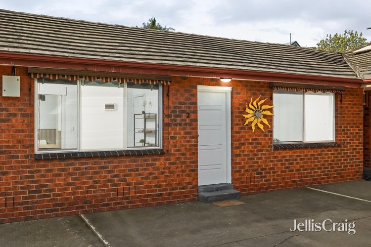 2 5 Evans Street Fairfield 3078