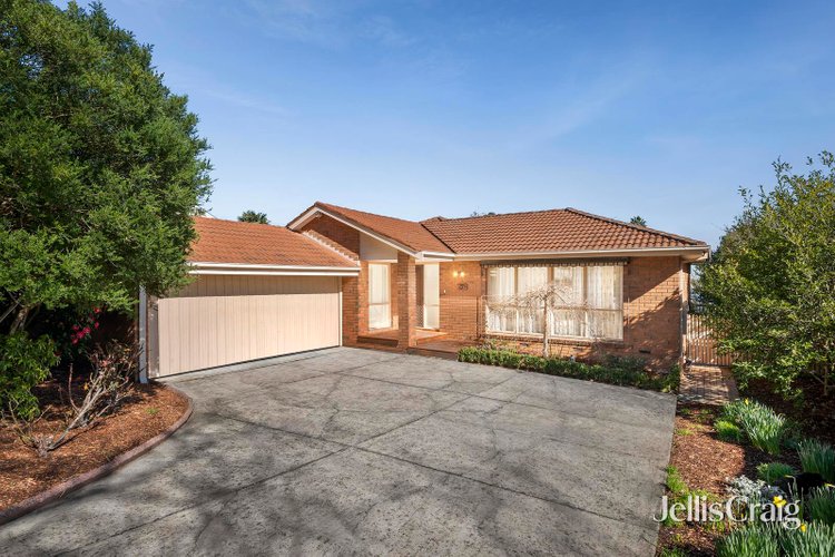 25 Great Oak Court Mooroolbark 3138