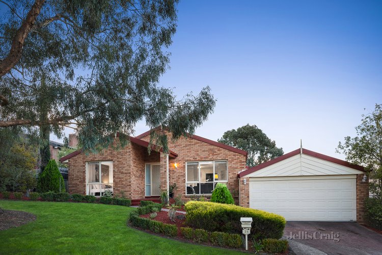 25 Halsbury Court St Helena 3088