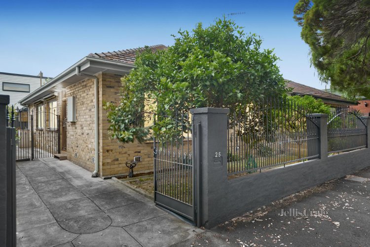 25 Heath Street Port Melbourne 3207