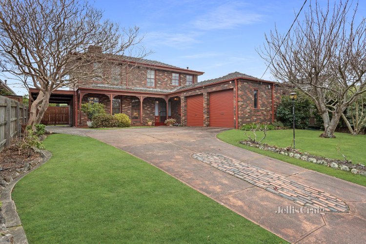 25 Josephine Avenue Mount Waverley 3149