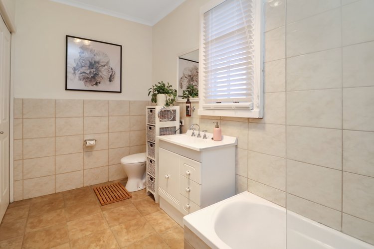 25 Lawson Street, Orbost