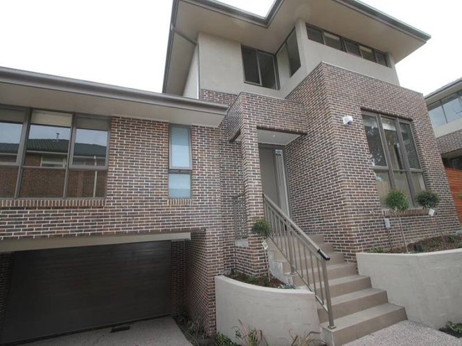 2/5 Moody Street Balwyn North 3104