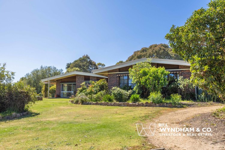 25 Neals Road, Metung