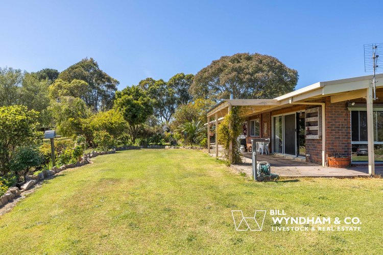 25 Neals Road, Metung
