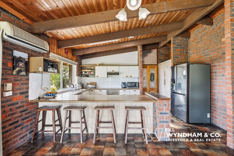 25 Neals Road, Metung