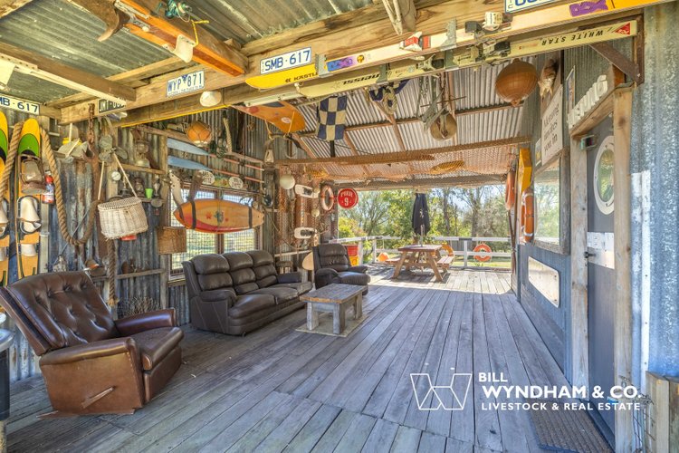 25 Neals Road, Metung