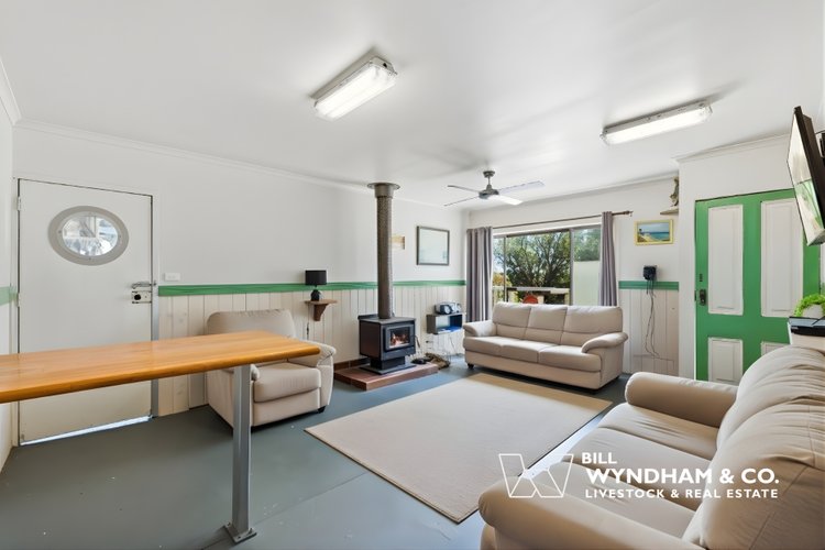 25 Neals Road, Metung