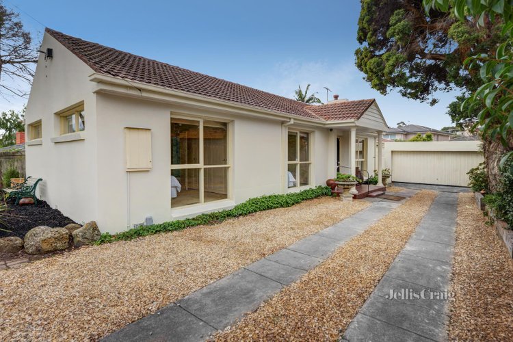 25 Oak Hill Road Mount Waverley 3149