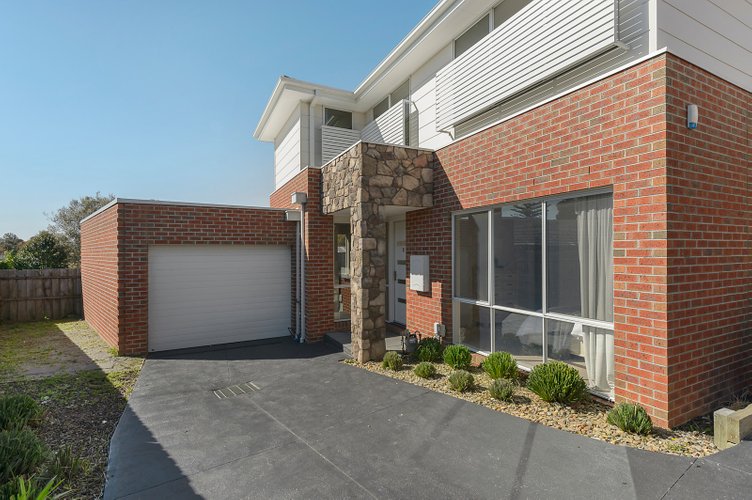 25 Page Street Mitcham 3132