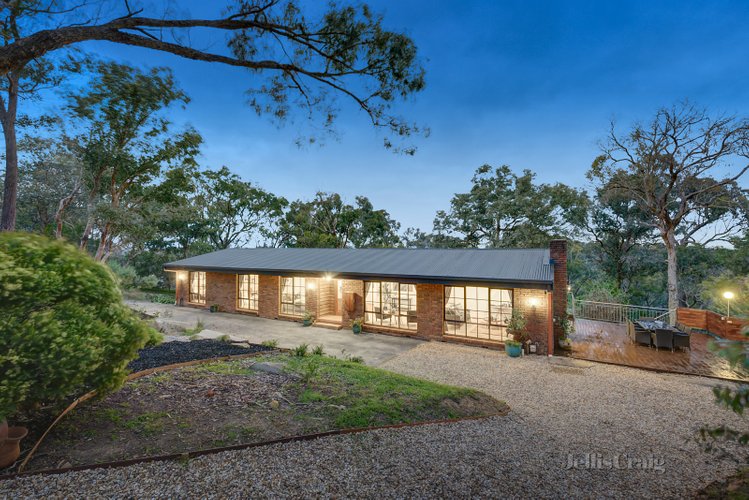25 Pigeon Bank Road North Warrandyte 3113