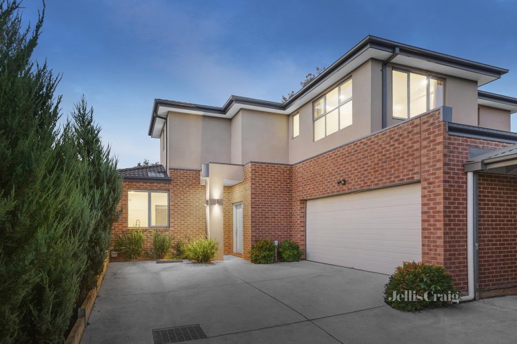 2 5 Selby Street Mount Waverley 3149