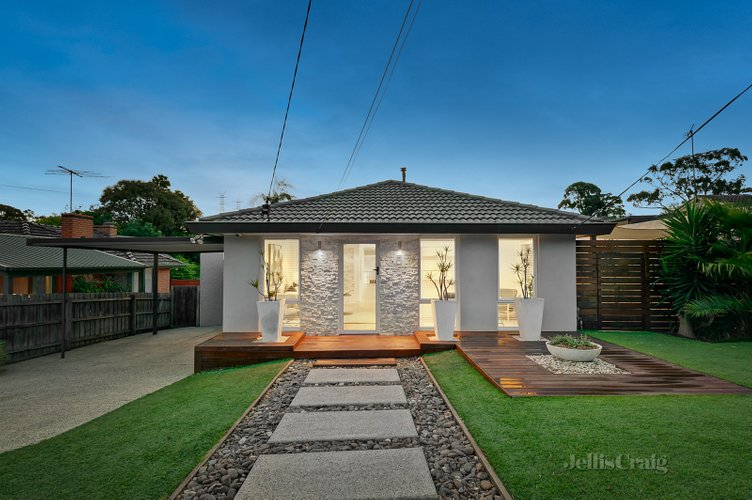 25 Smyth Street Mount Waverley 3149