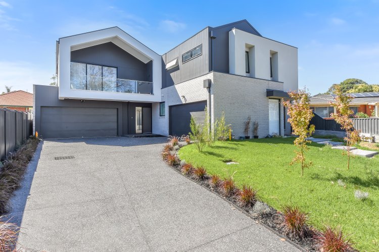 2/5 Stratford Court Mulgrave 3170