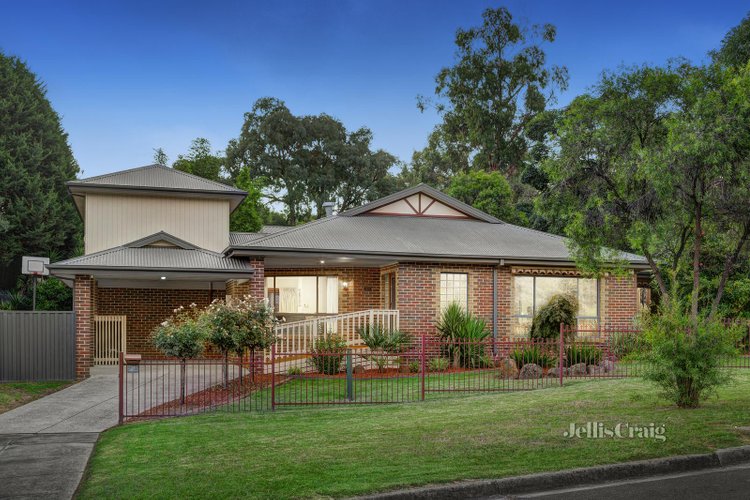 25 Timbertop Road Ringwood North 3134