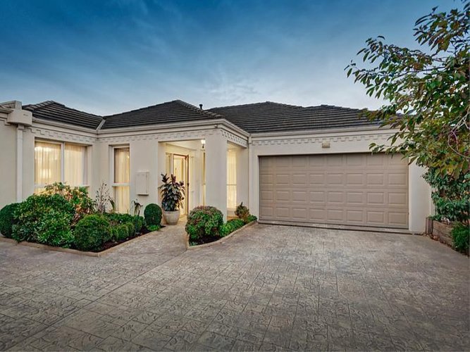 2 5 Tyndall Street Surrey Hills 3127