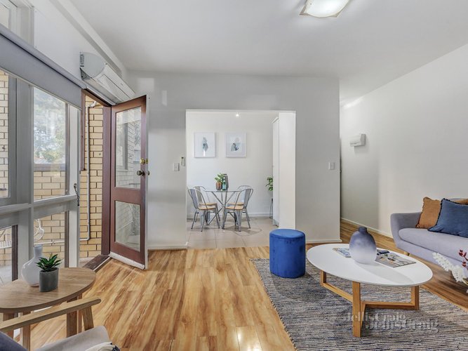 2 50 Reynard Street Coburg 3058