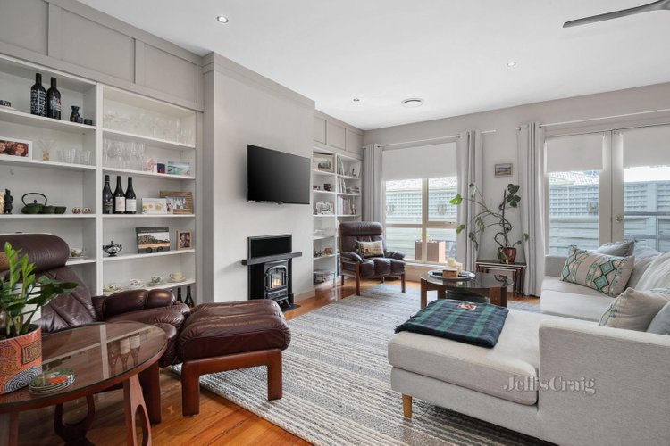 2 51 Anslow Street Woodend 3442