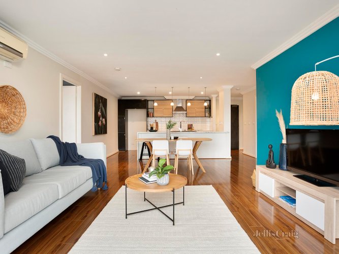 25 17 Ascot Vale Road Flemington 3031