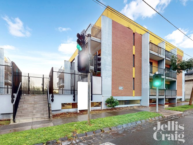 25/17 Ascot Vale Road  Flemington 3031