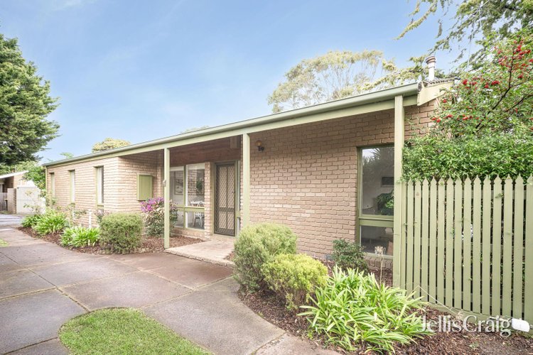 2 52 Golden Avenue Bonbeach 3196