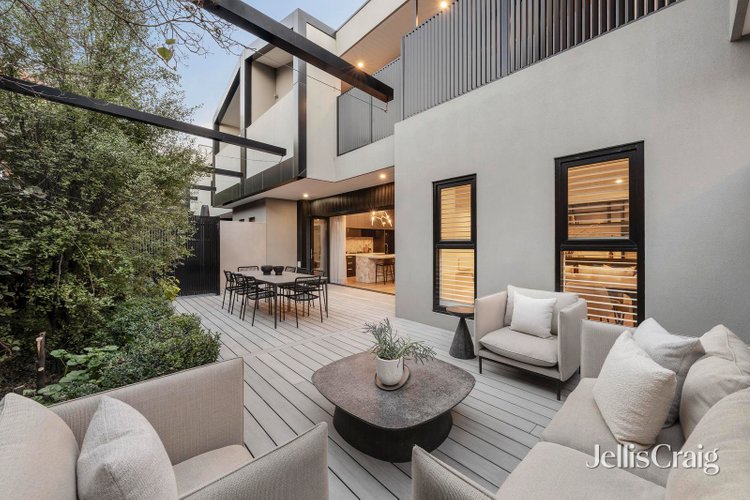 2 520 Tooronga Road Hawthorn East 3123