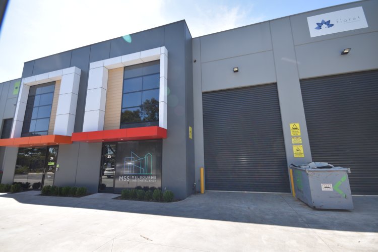 25/21 Merrindale Drive  Croydon South 3136