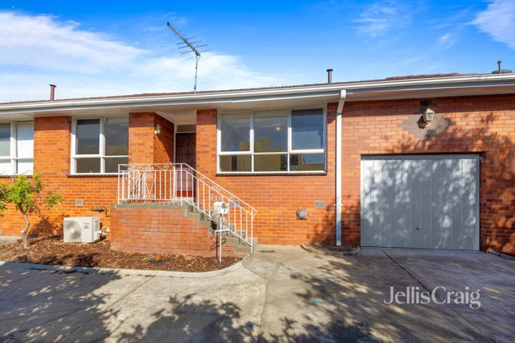 2/53 Yarra Street Heidelberg 3084