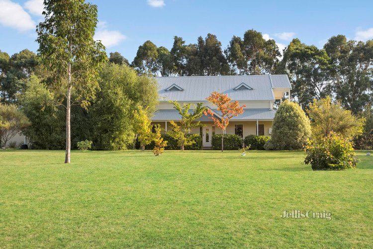 255 Ridge Road Sailors Hill 3461